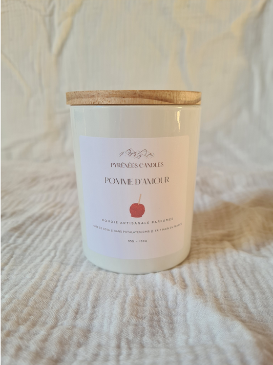 Bougie parfumée artisanale – Pomme d’Amour