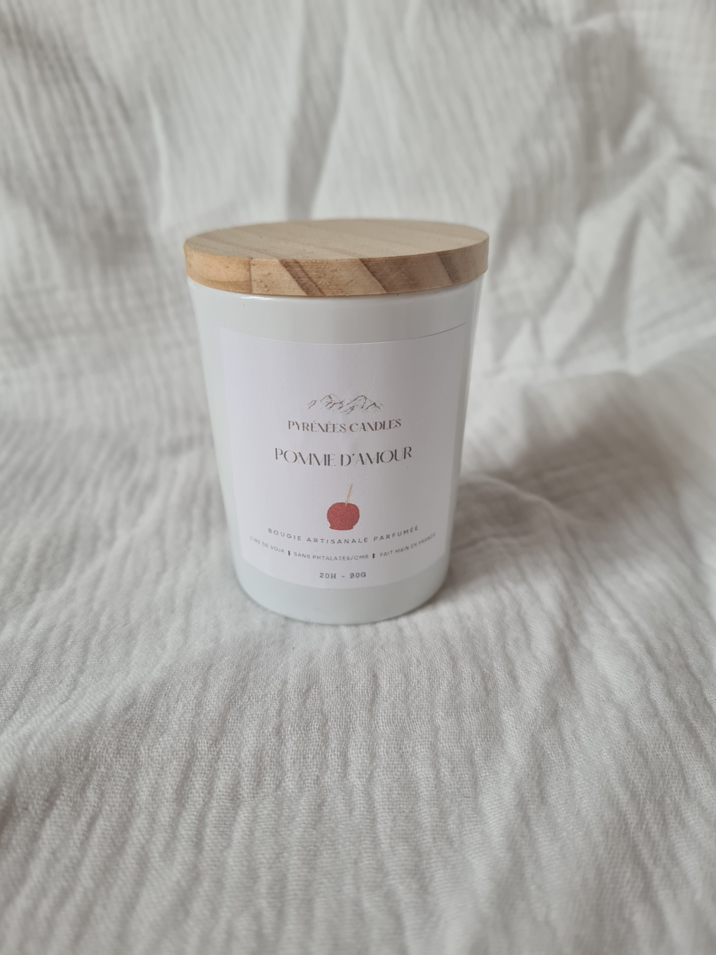 Bougie artisanale parfumée – Pomme d’Amour