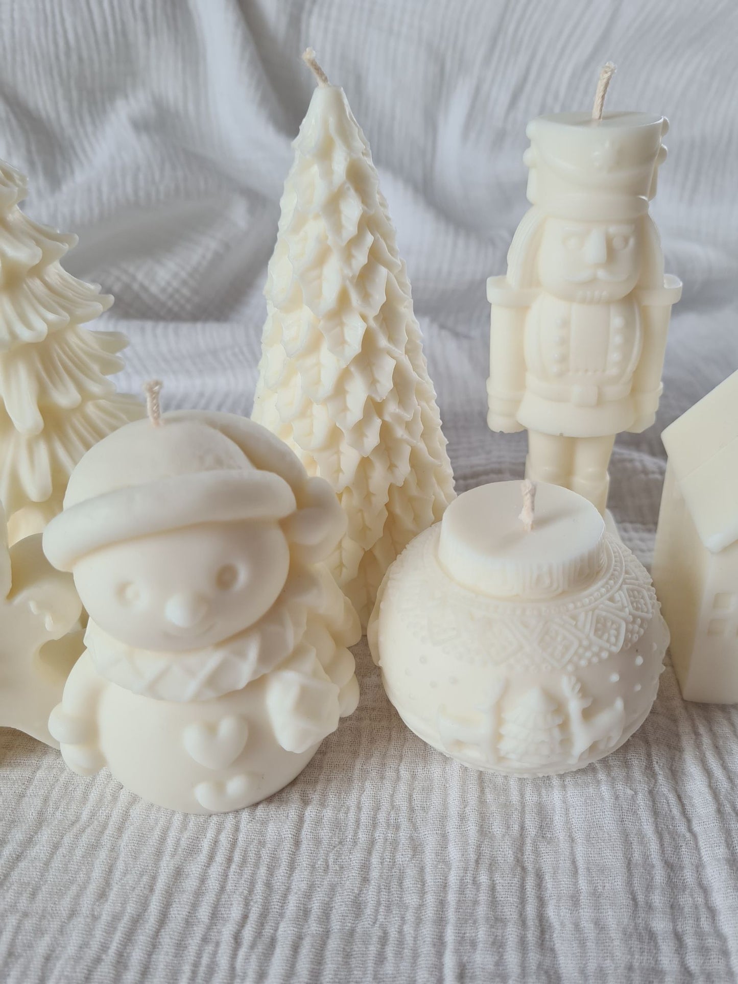 Bougie décorative boule de Noël – Sans parfum – Artisanale