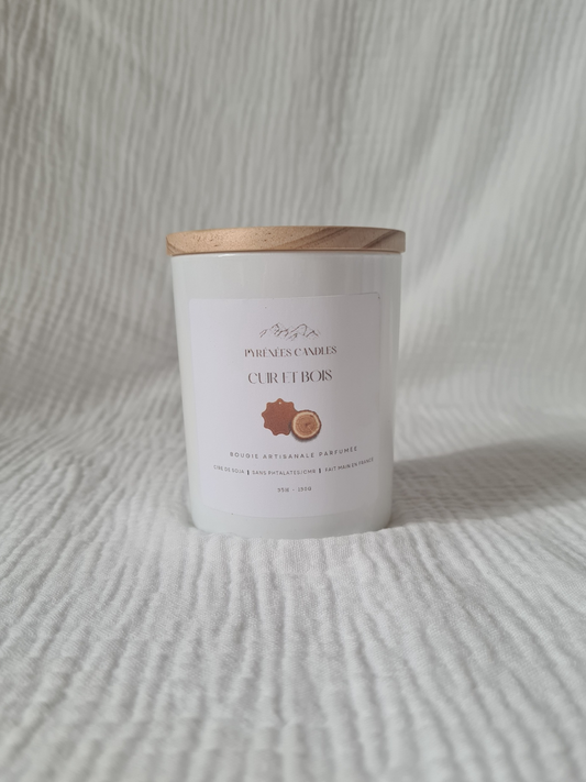 Bougie parfumée artisanale – Cuir et bois